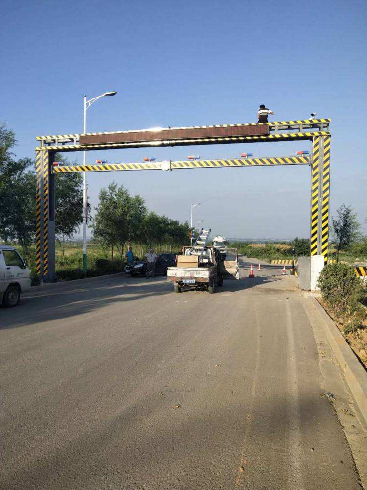 限高龍門(mén)架